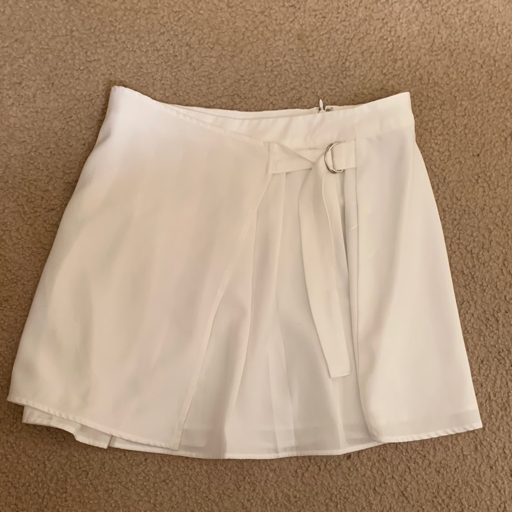 Forever 21 White Mini Skirt